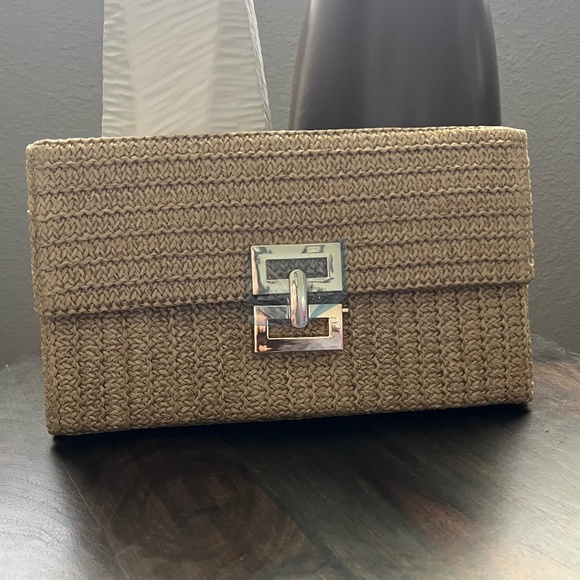 Envelope Straw Clutch Bag NWT - Picture 1 of 9